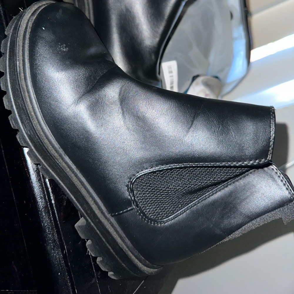 Black boots
